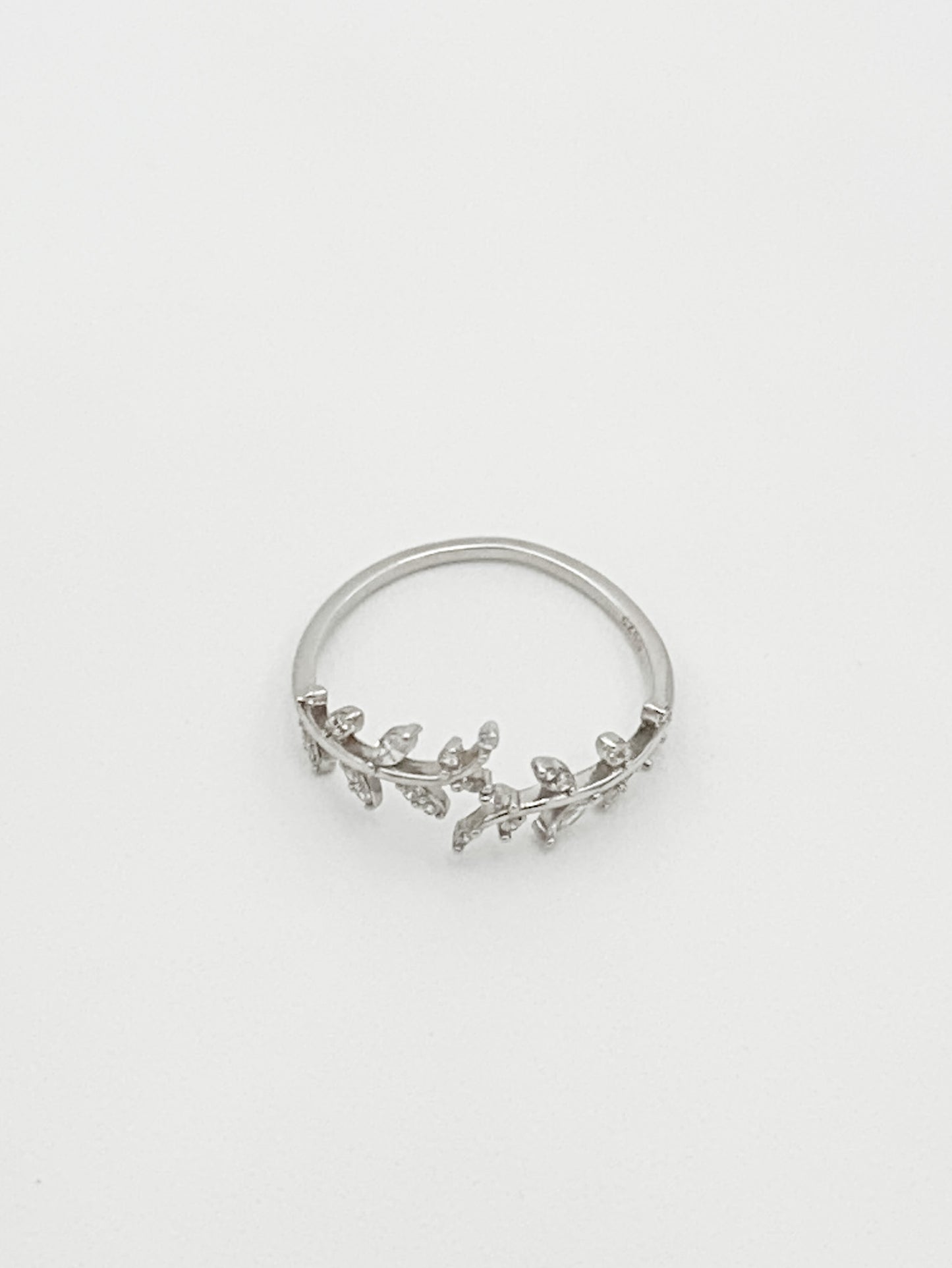 Wreath Ring